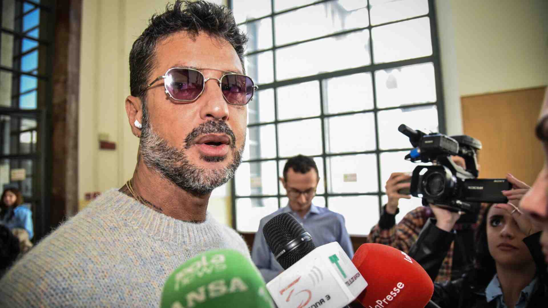 Immagine di Gazaland, o di come Fabrizio Corona è diventato Hunter Thompson