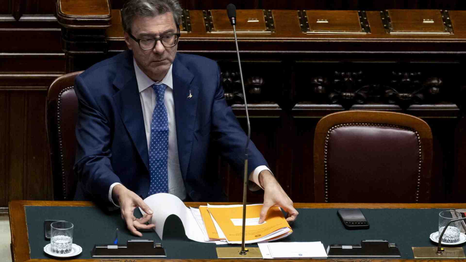 Immagine di Sguardo oltre lo spread, e a lungo termine, sui casi italiano e francese