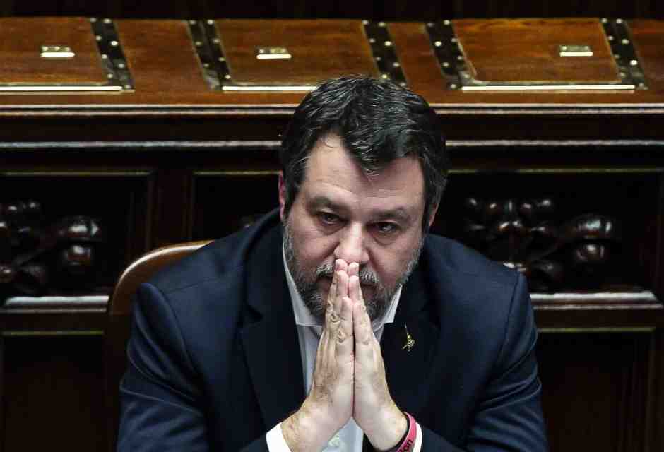 Anche i giovani della Lega contestano Vannacci e Salvini, che ora dice: “Sono stanco”