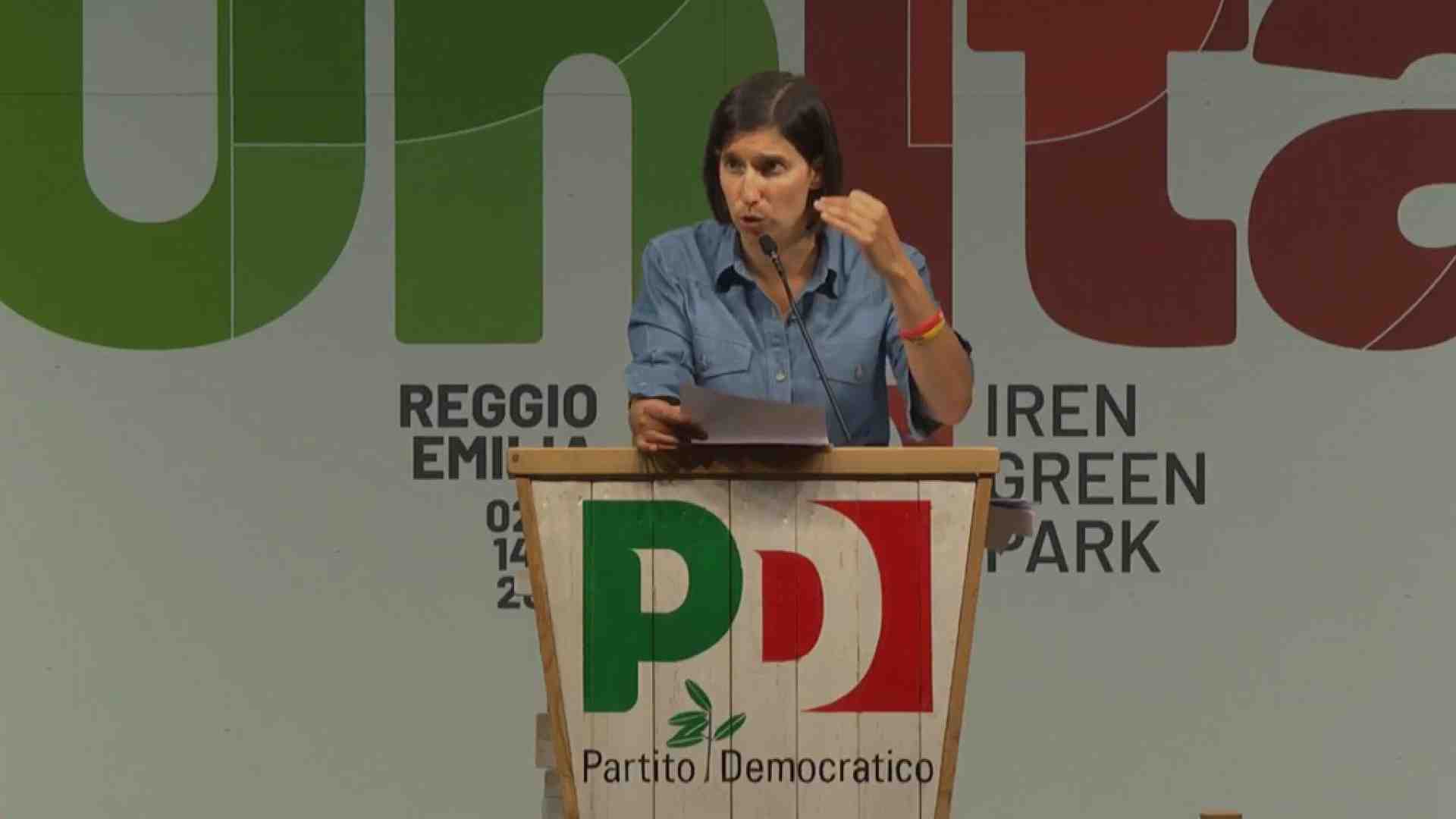 Immagine di Schlein e la sindrome del 21 per cento. La leader del Pd e il dilemma dei sondaggi