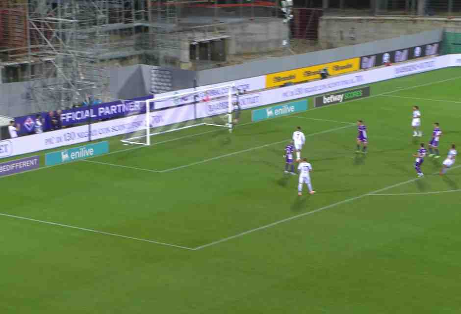 La parata di David De Gea in Fiorentina-Como 1-2 (foto Serie A)