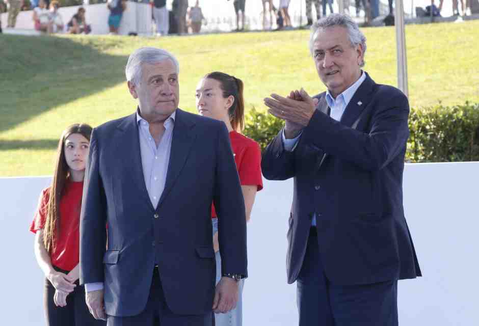 La Commissione Difesa è un caso per Forza Italia: ora i deputati azzurri sono sei e nessuno vuole andarsene