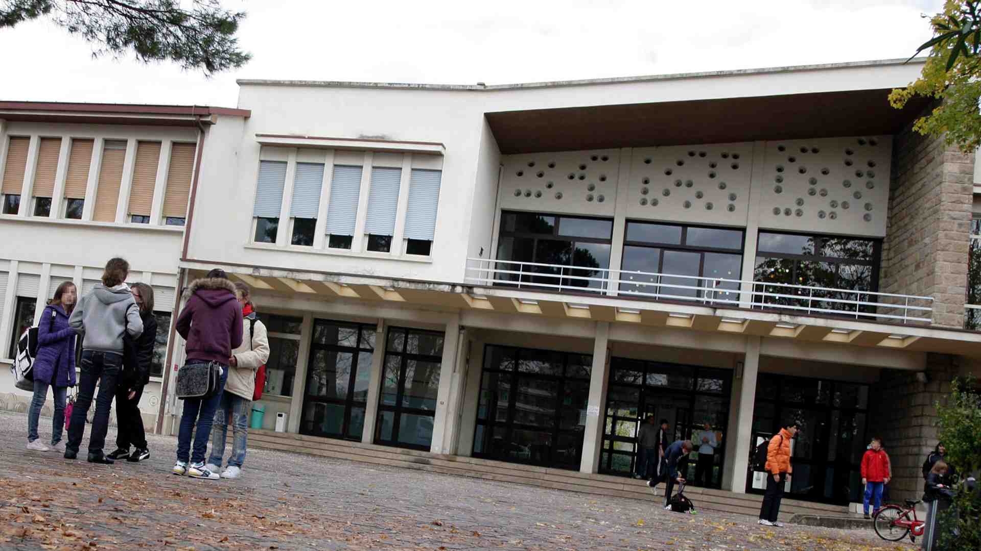 Immagine di Uno studente ha accoltellato un'insegnante in una scuola a Strasburgo