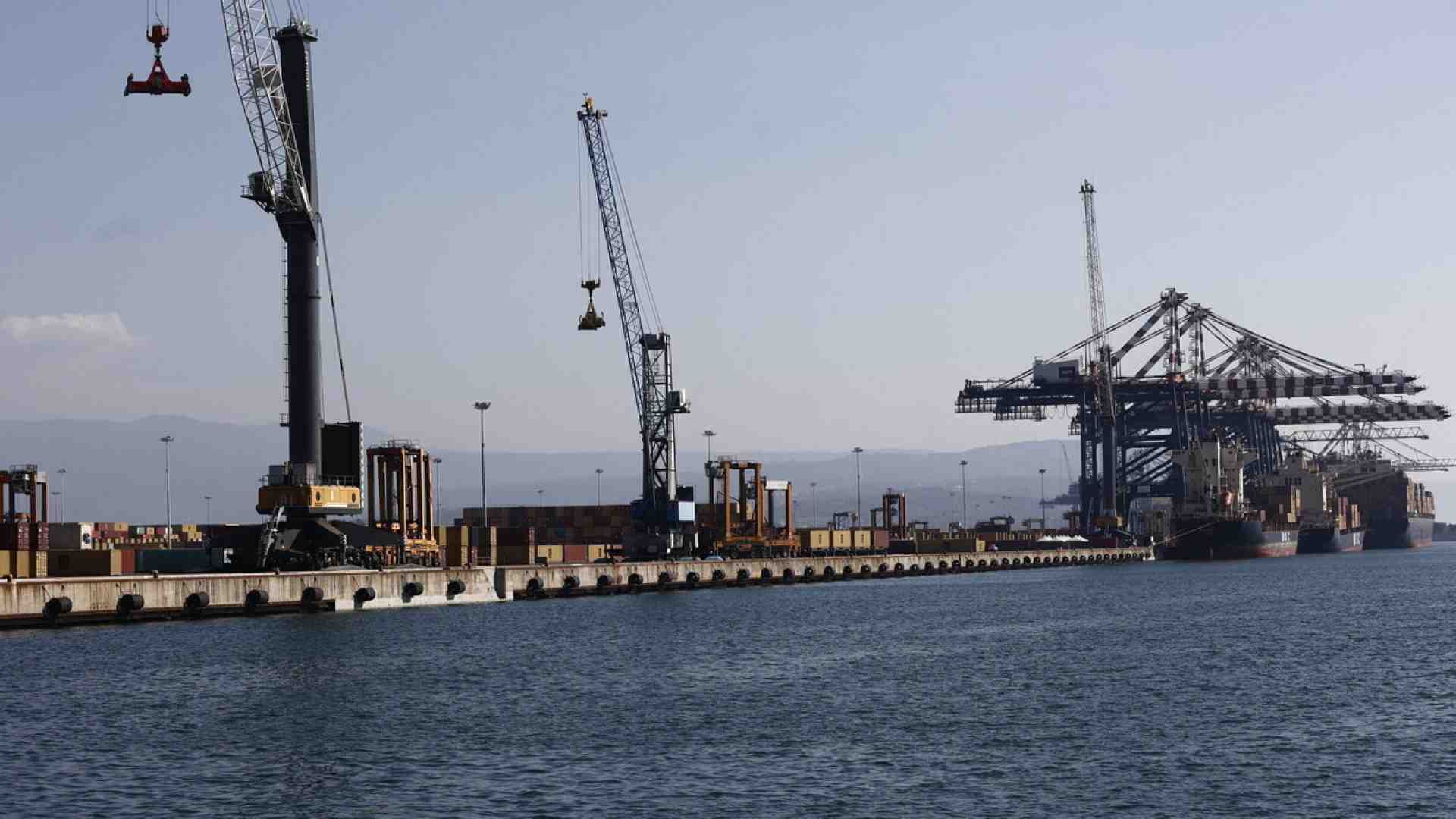 Immagine di Nomi e trame. Perché la guerra dei porti sta lacerando il centrodestra