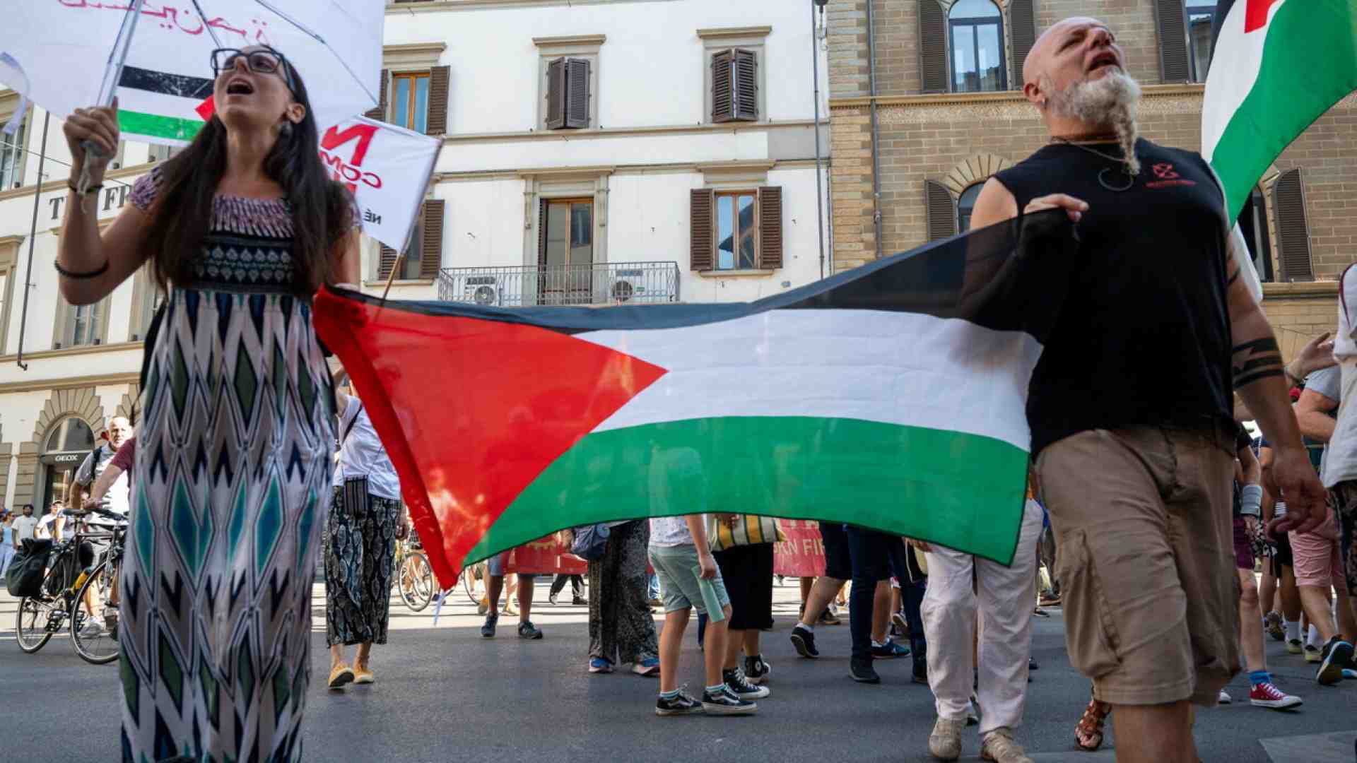 Immagine di Università pro Pal. Il caso della docente di Firenze contestata. E a Genova il rettore denuncia i collettivi