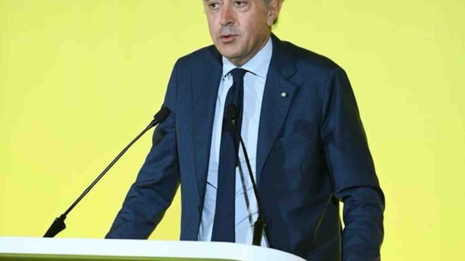Immagine di Poste Italiane supera quota 100 mila passaporti