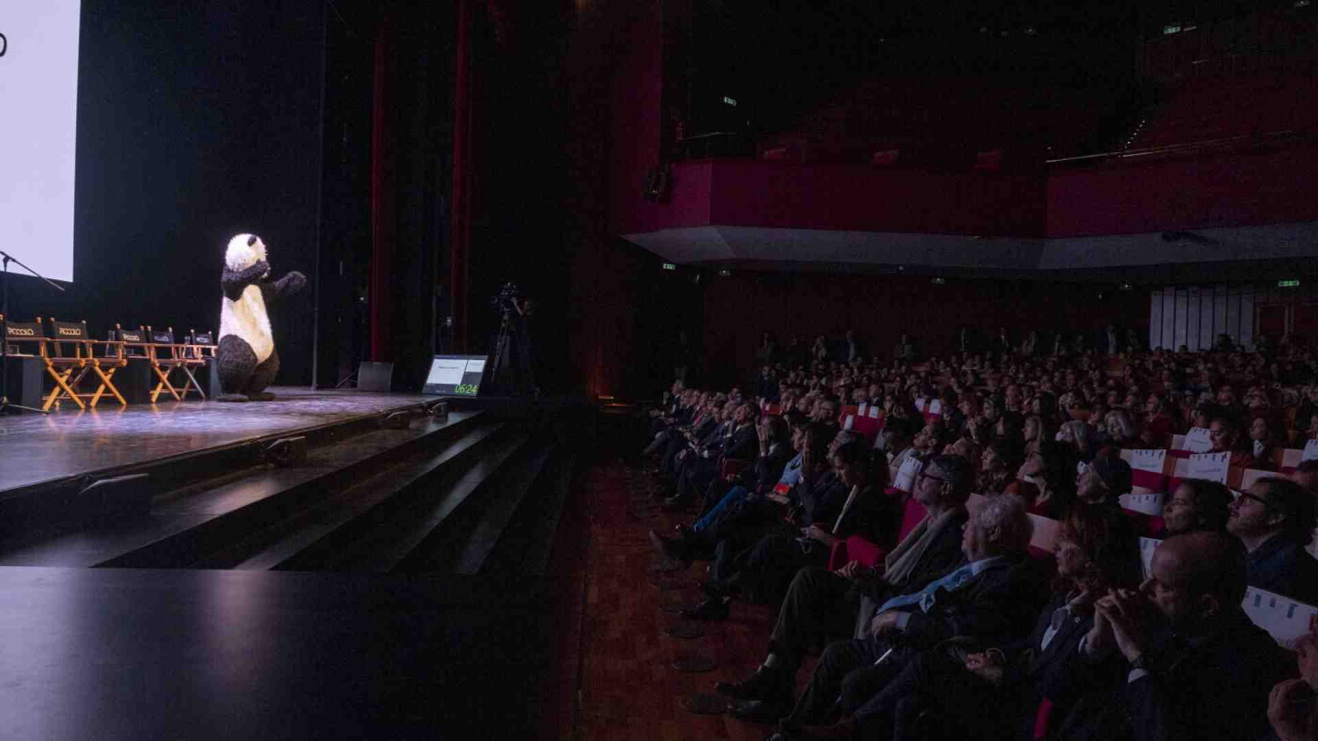 Immagine di A teatro nessuno è straniero. Il progetto del Piccolo per milanesi che non parlano italiano