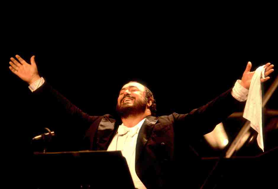 Il concerto evento per i novant’anni di Pavarotti si terrà martedì 30 settembre all’Arena di Verona (foto Getty) <br />