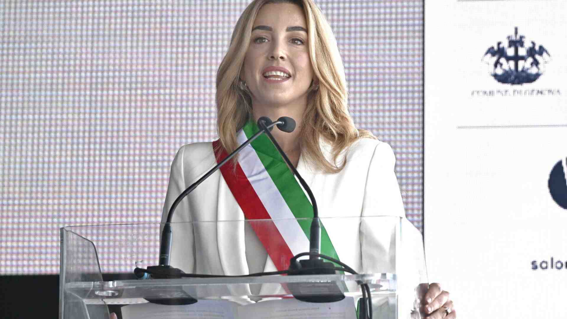 Immagine di A Genova il trasporto pubblico è al collasso: Salis svolti a destra