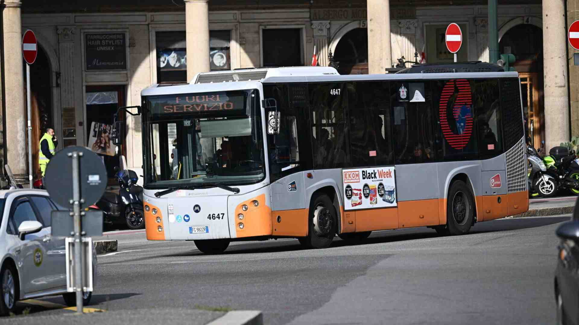 Immagine di Il trasporto pubblico, Genova e la Liguria. Un botta e risposta con Bucci