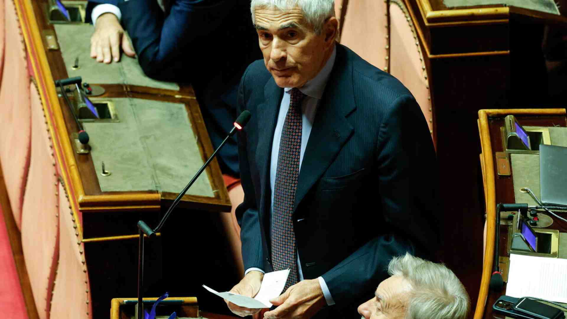 Immagine di Casini: "I disordini su Gaza favoriscono Meloni. Schlein? Non è ancora l'alternativa. Albanese? Parole orribili"
