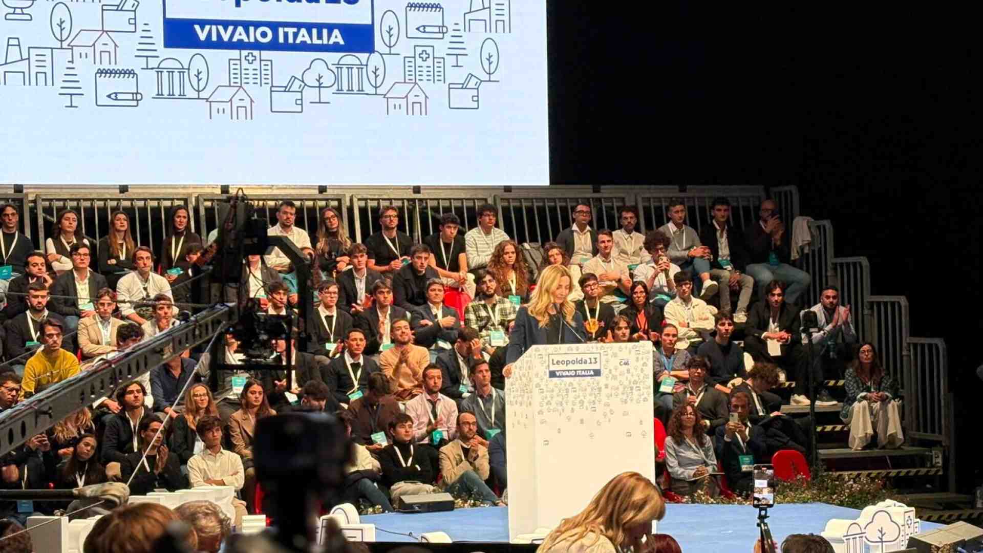 Immagine di Silvia Salis, la diva della Leopolda: "Serve un ministero del futuro. Incontrerò Schlein presto"
