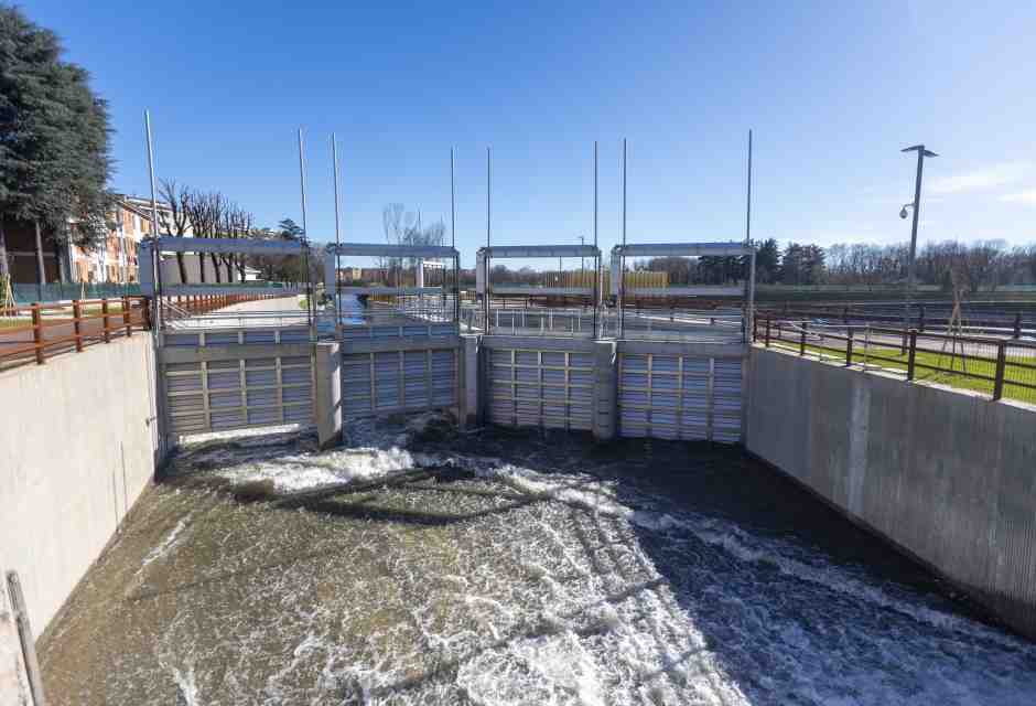 <font dir="auto" style="vertical-align: inherit;"><font dir="auto" style="vertical-align: inherit;">Milano, Fiume Seveso, foto di LaPresse</font></font><br />&nbsp;<br />
