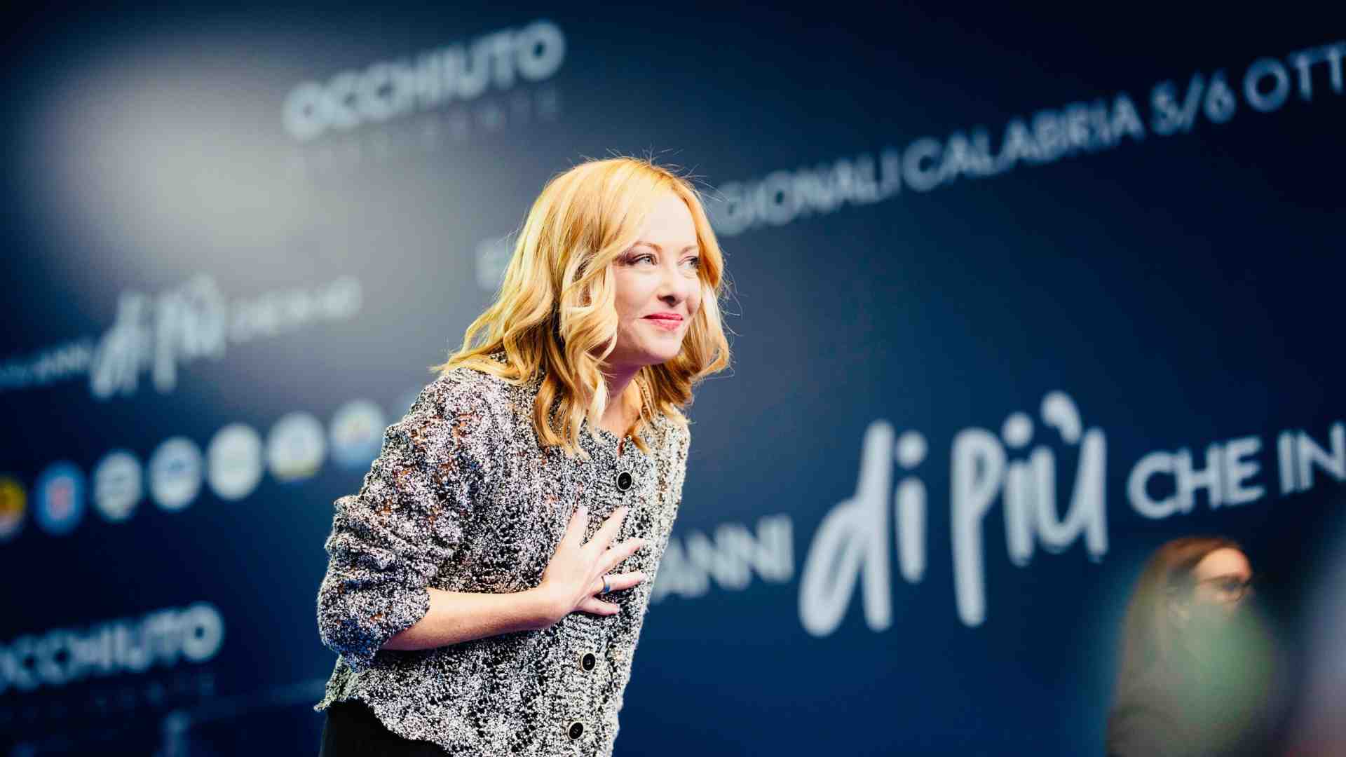 Immagine di Fratelli d'Italia cresce ancora: è oltre il 30 per cento. Pd e M5S in calo. Il sondaggio