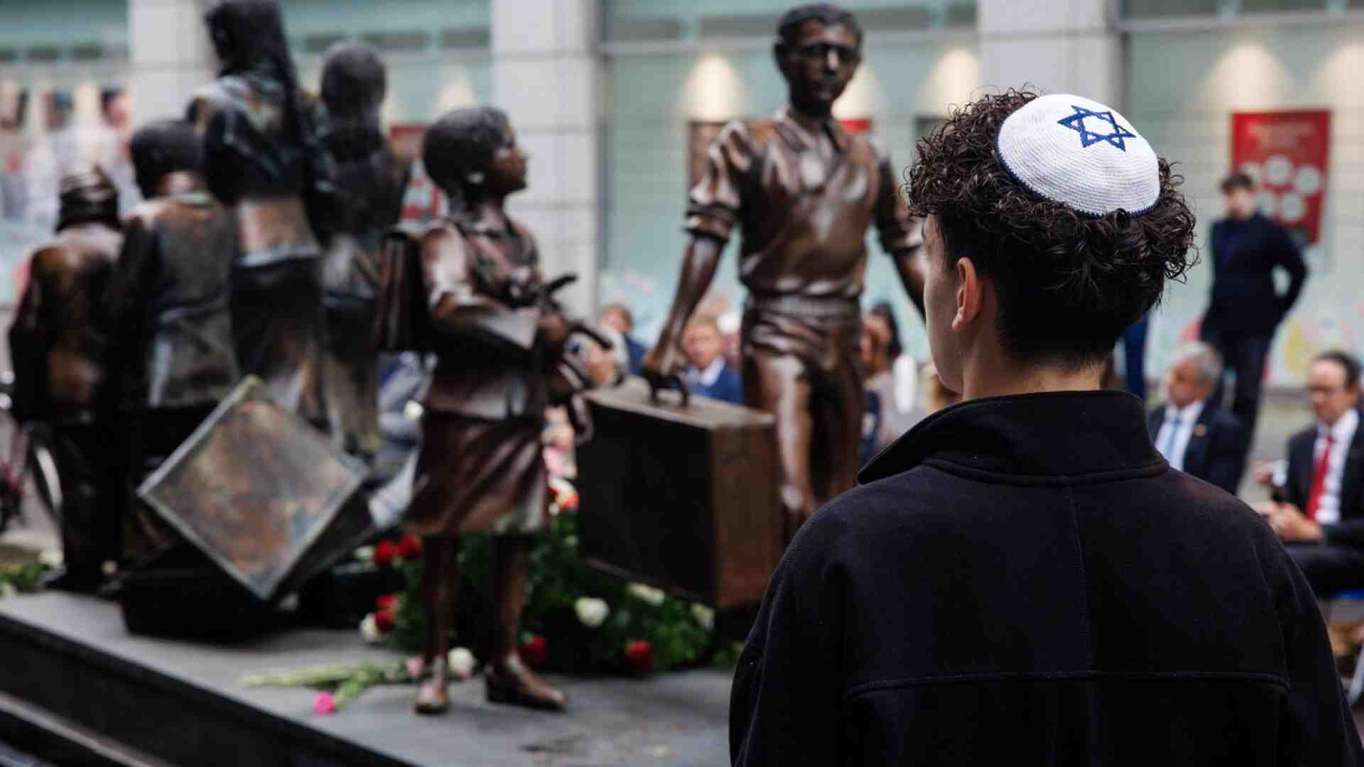Immagine di “È iniziata la caccia agli ebrei”. Parla lo storico francese Georges Bensoussan