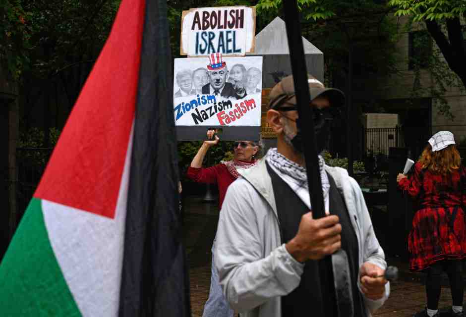 Nella neolingua sionismo è ora sinonimo di Hitler. Ben scavato, “eroi” di Hamas