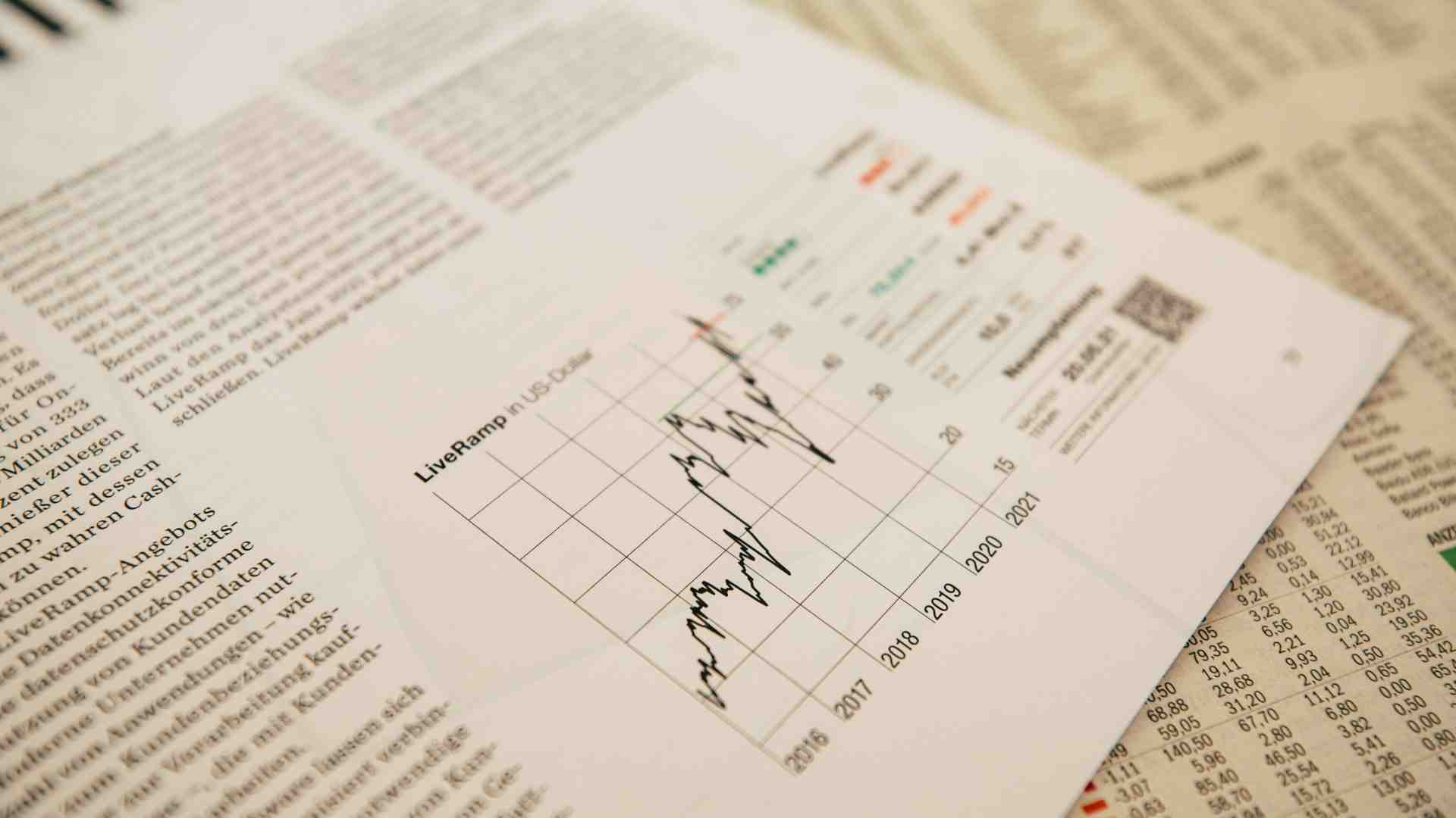 Immagine di I luoghi comuni sull'economia smontati dalla "Breve storia" di Arfaras