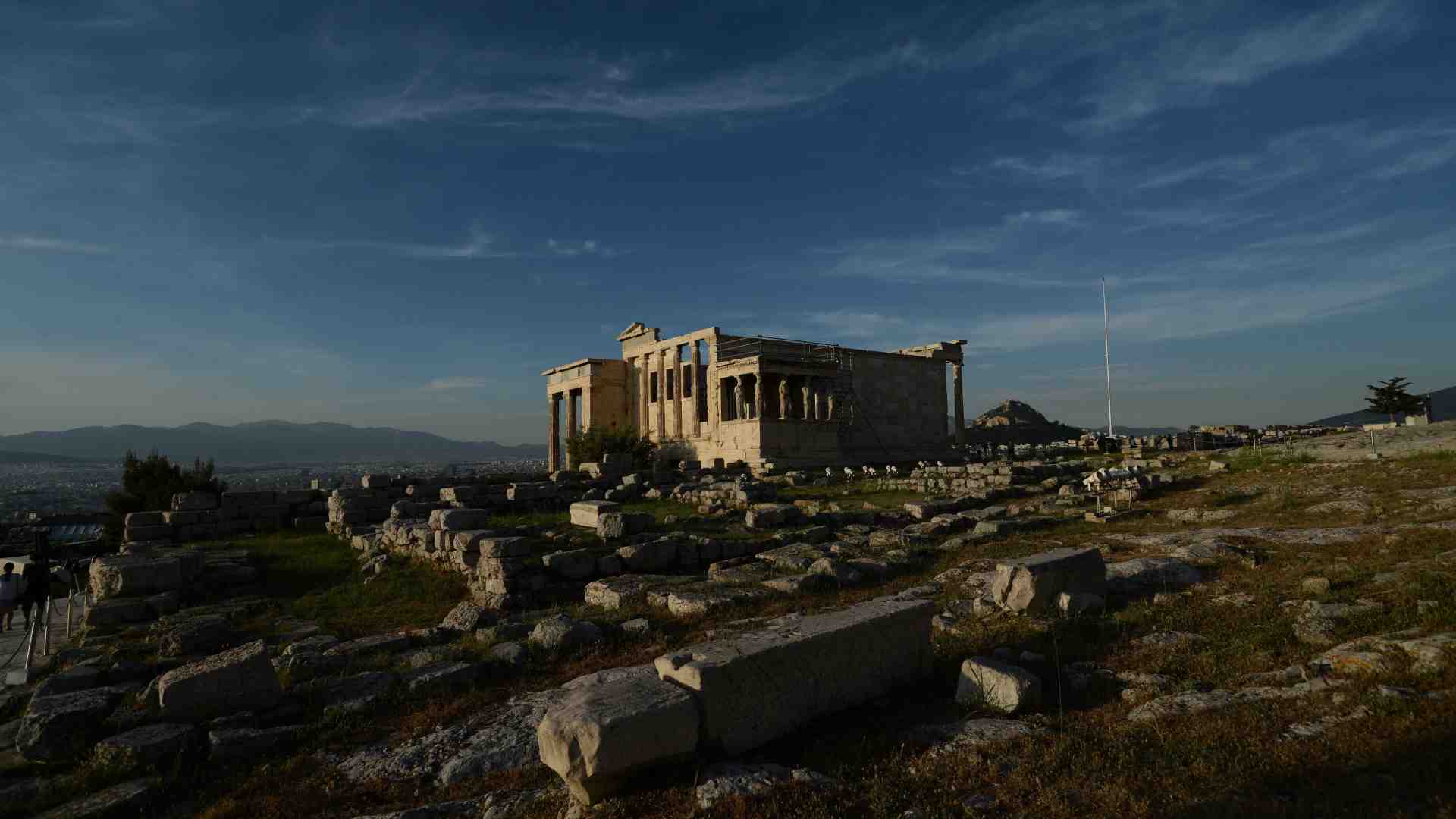 Immagine di "Come Filippide ho corso da Atene a Sparta". Il racconto della Spartathlon