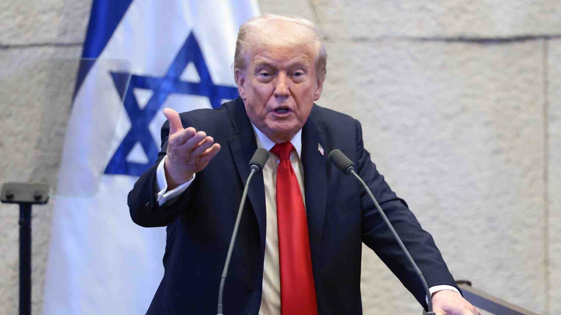 Immagine di Trump disegna il nuovo medio oriente. Non tutti i leader lo seguono di corsa