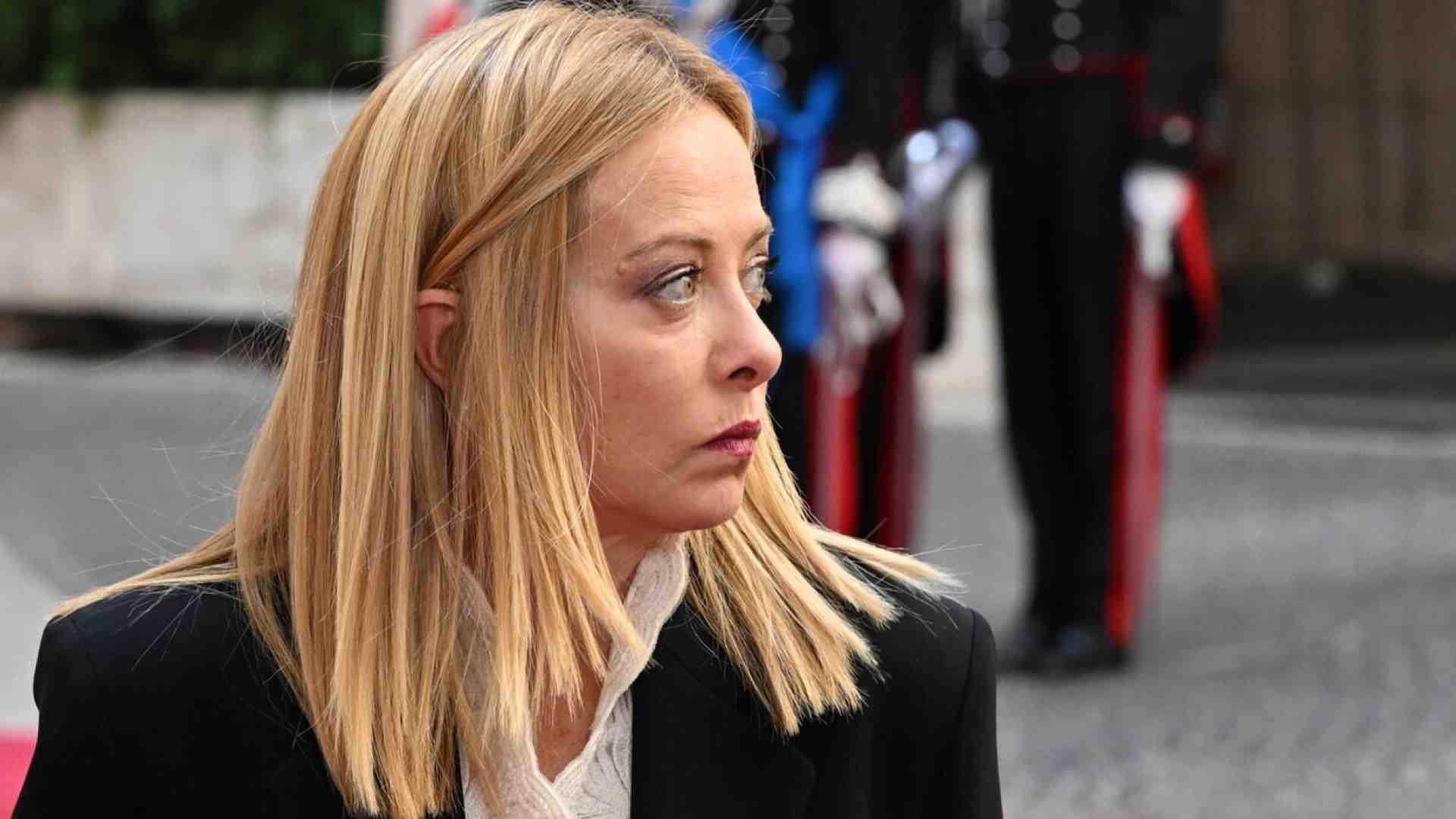 Immagine di Il governo annuncia il taglio dell'Irpef ma la pressione fiscale aumenta