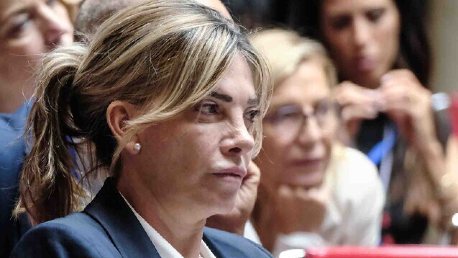 Immagine di Bartolozzi spadroneggia al ministero della Giustizia. E vieta il parcheggio a Sisto e Ostellari