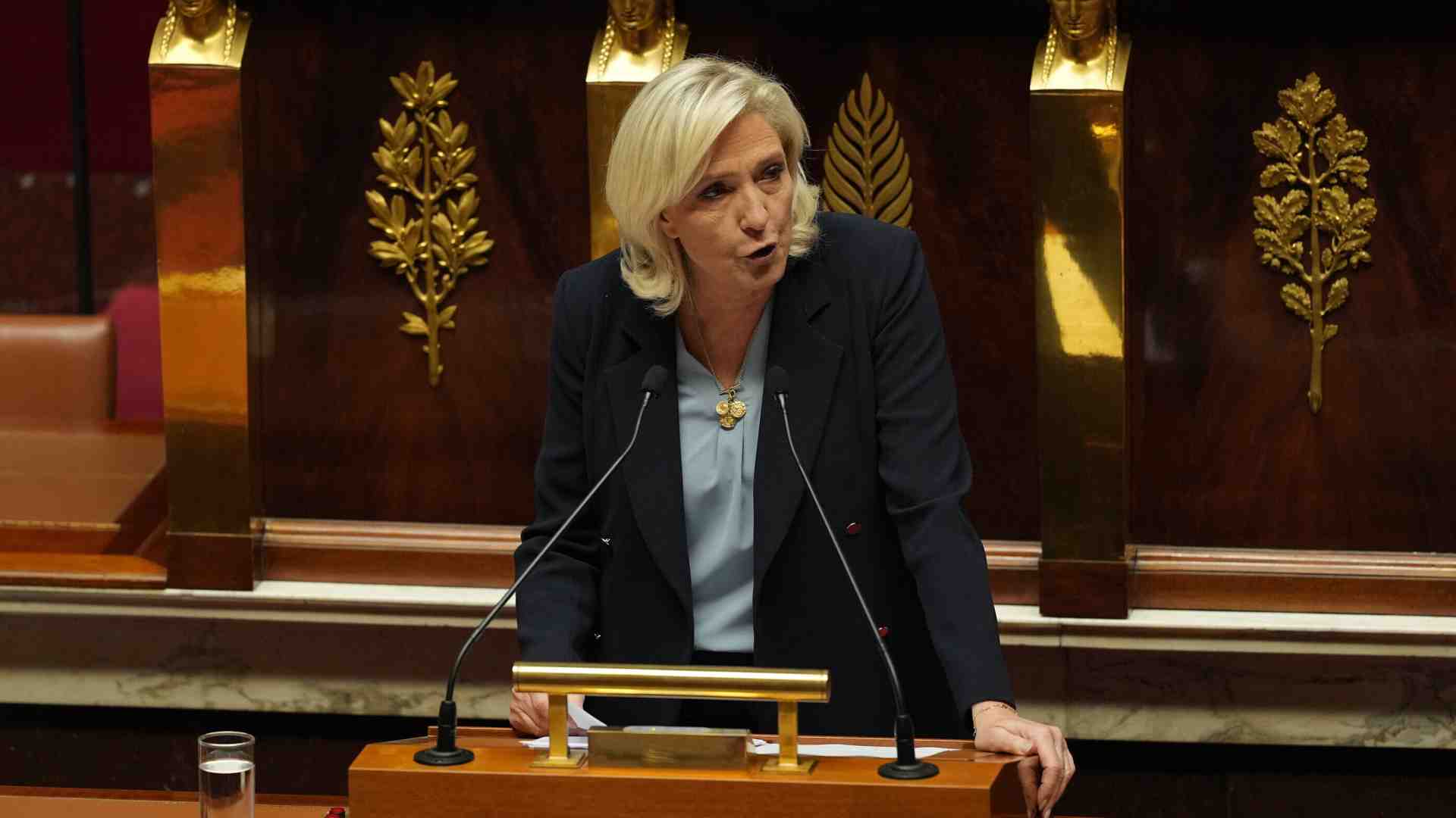 Immagine di Le Pen ricorda che Meloni non è Le Pen