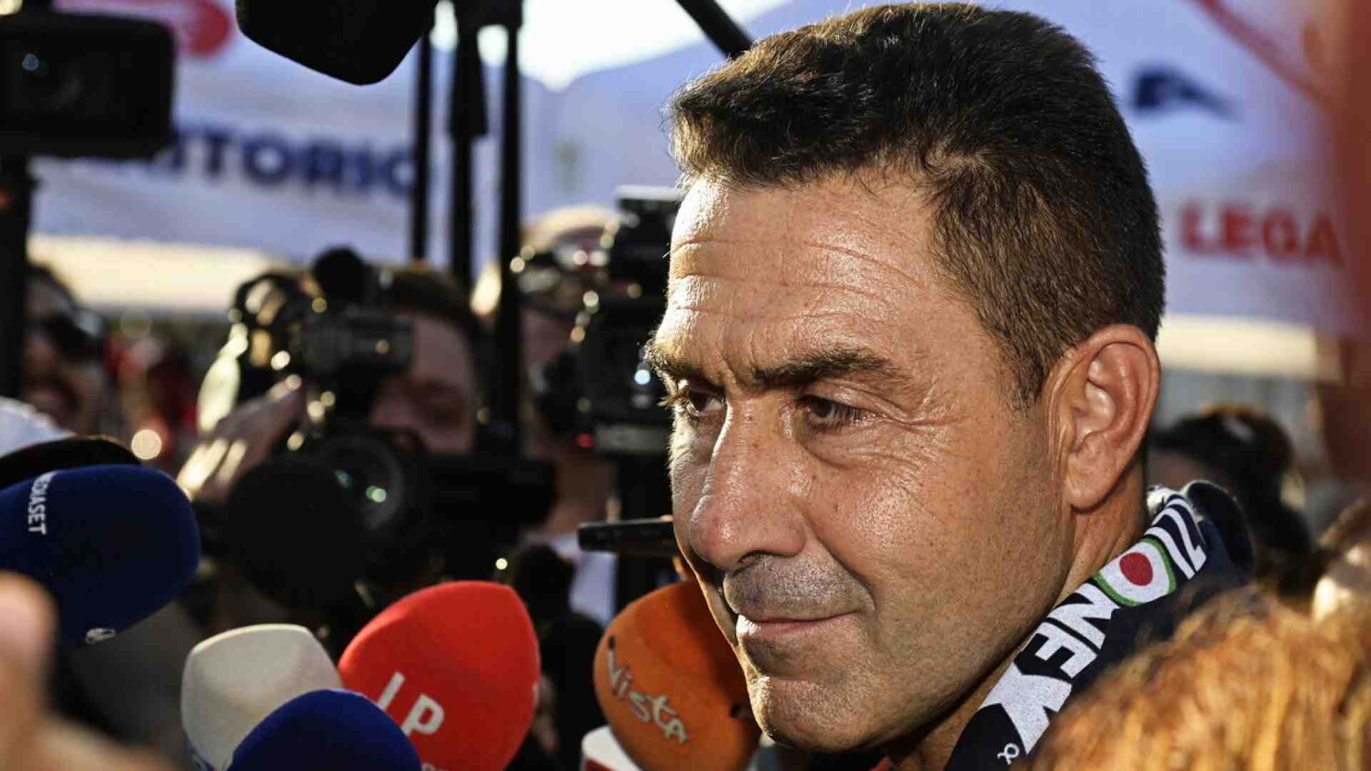 Immagine di Vannacci, da valore aggiunto a corpo estraneo. Capolavoro di Salvini