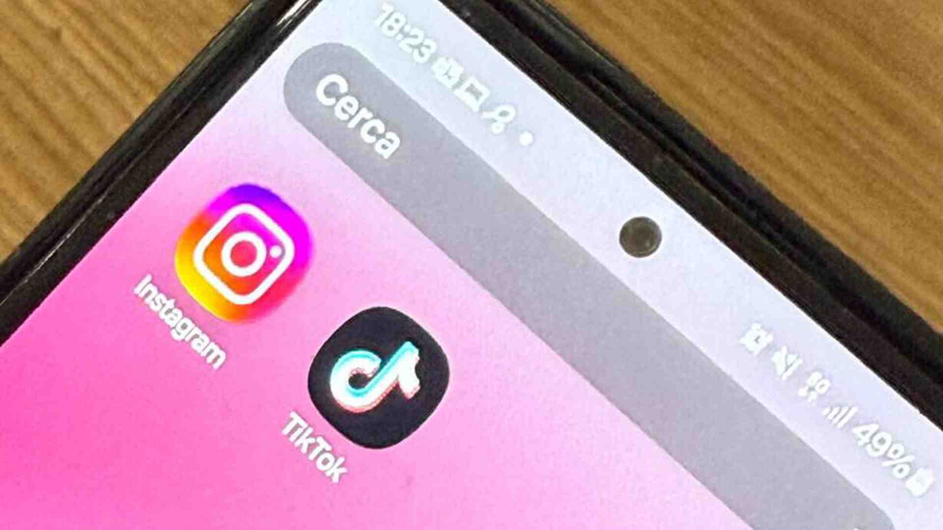 Immagine di A essere cambiati non sono i ragazzi, ma quel che abbiamo messo in mano loro