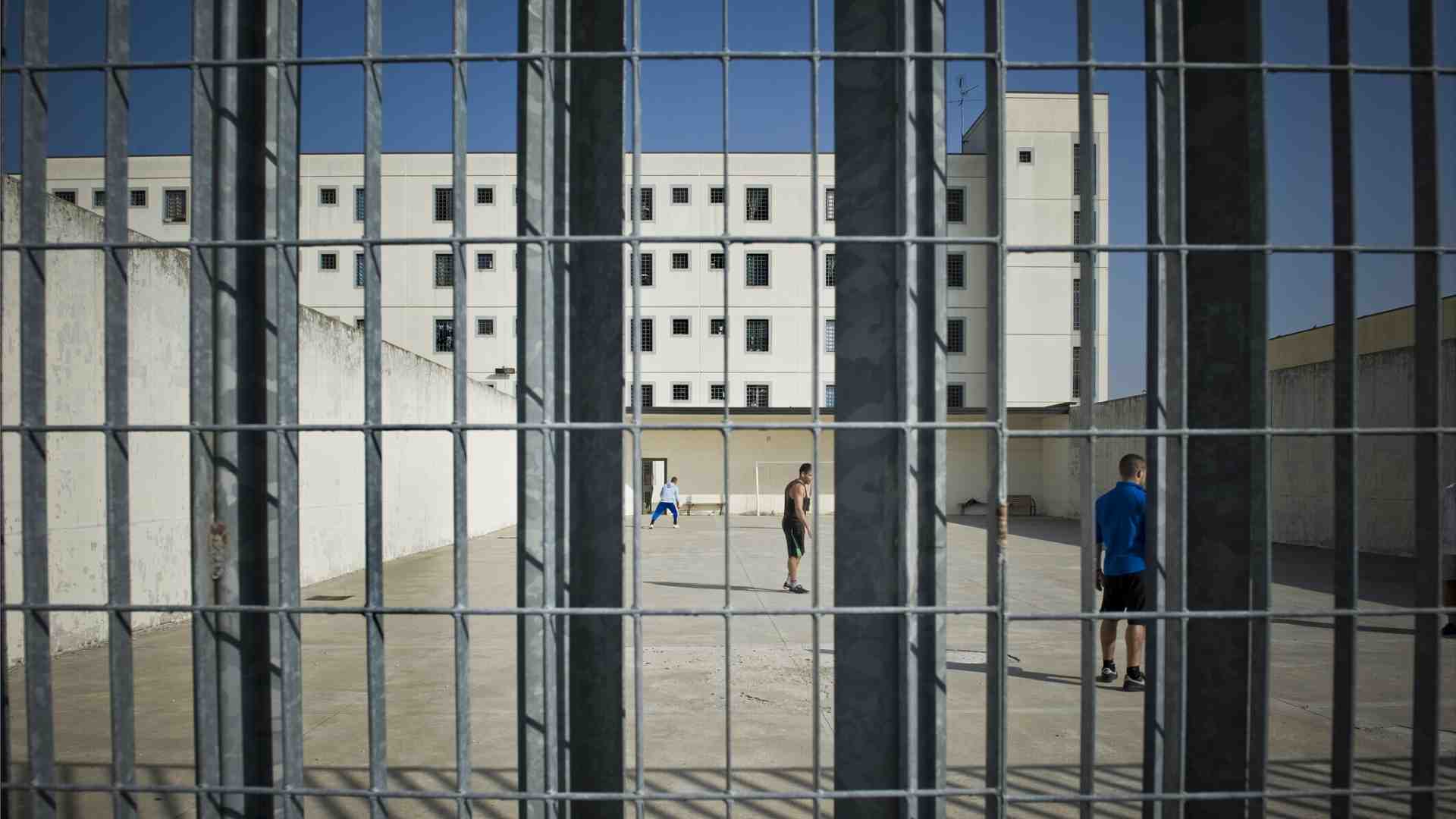 Immagine di Il garante dei detenuti di Milano, Pagano, spiega il “sudoko umano” del carcere