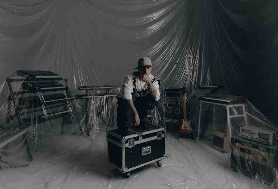 La “Dopamina” di Sick Luke, il producer che suona come un cantante