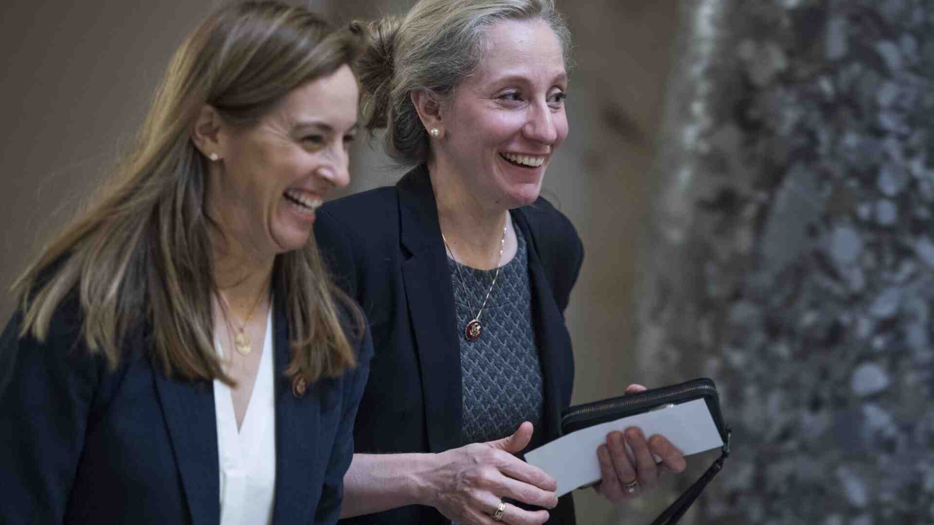 Immagine di Non solo Mamdani. In Virginia e New Jersey vincono le dem moderate