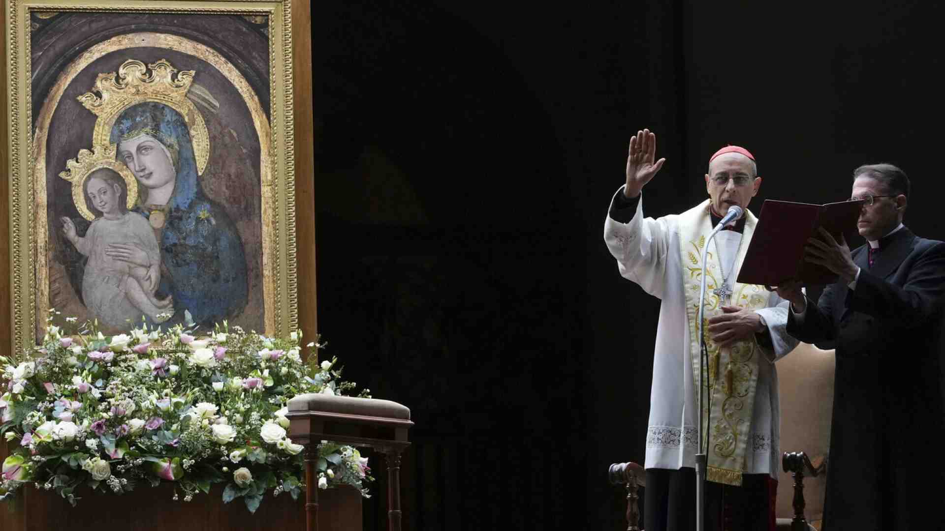 Immagine di Maria corredentrice? "Sconveniente"