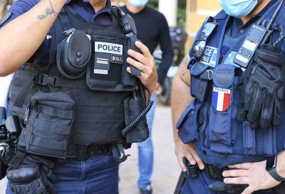 Un automobilista ha investito pedoni e ciclisti sull’isola d’Oléron, in Francia