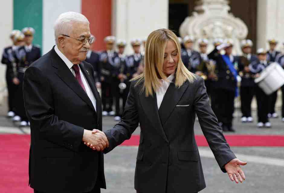 Si fa presto a dire "due popoli, due stati". Abu Mazen è a Roma, ma il Pd, Avs e i 5s non lo incontrano