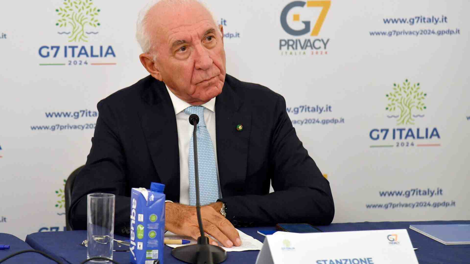 Immagine di "Il collegio del Garante per la Privacy non si dimette", dice il presidente Stanzione