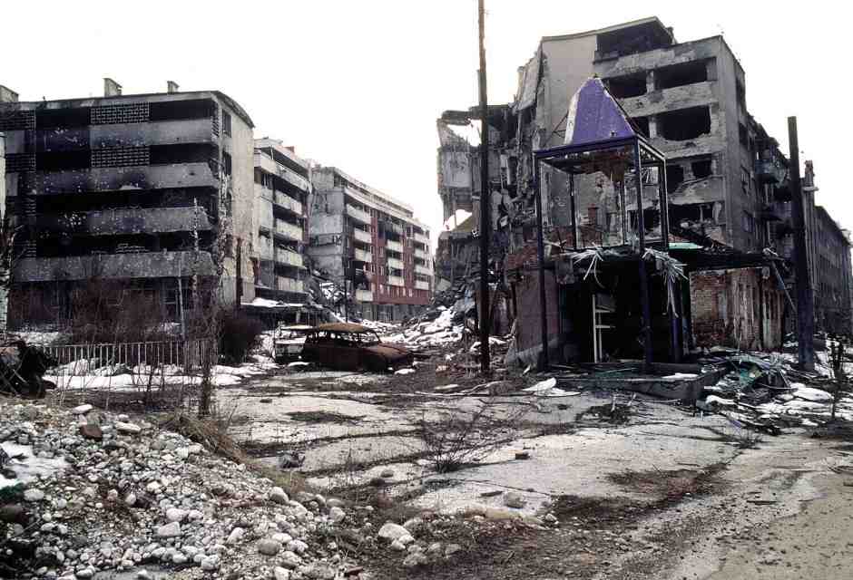 <span style="color: rgb(32, 33, 34); font-family: sans-serif; font-size: 13.3px; background-color: rgb(248, 249, 250);">Veduta di Grbavica, Sarajevo (WikiCommons)</span>