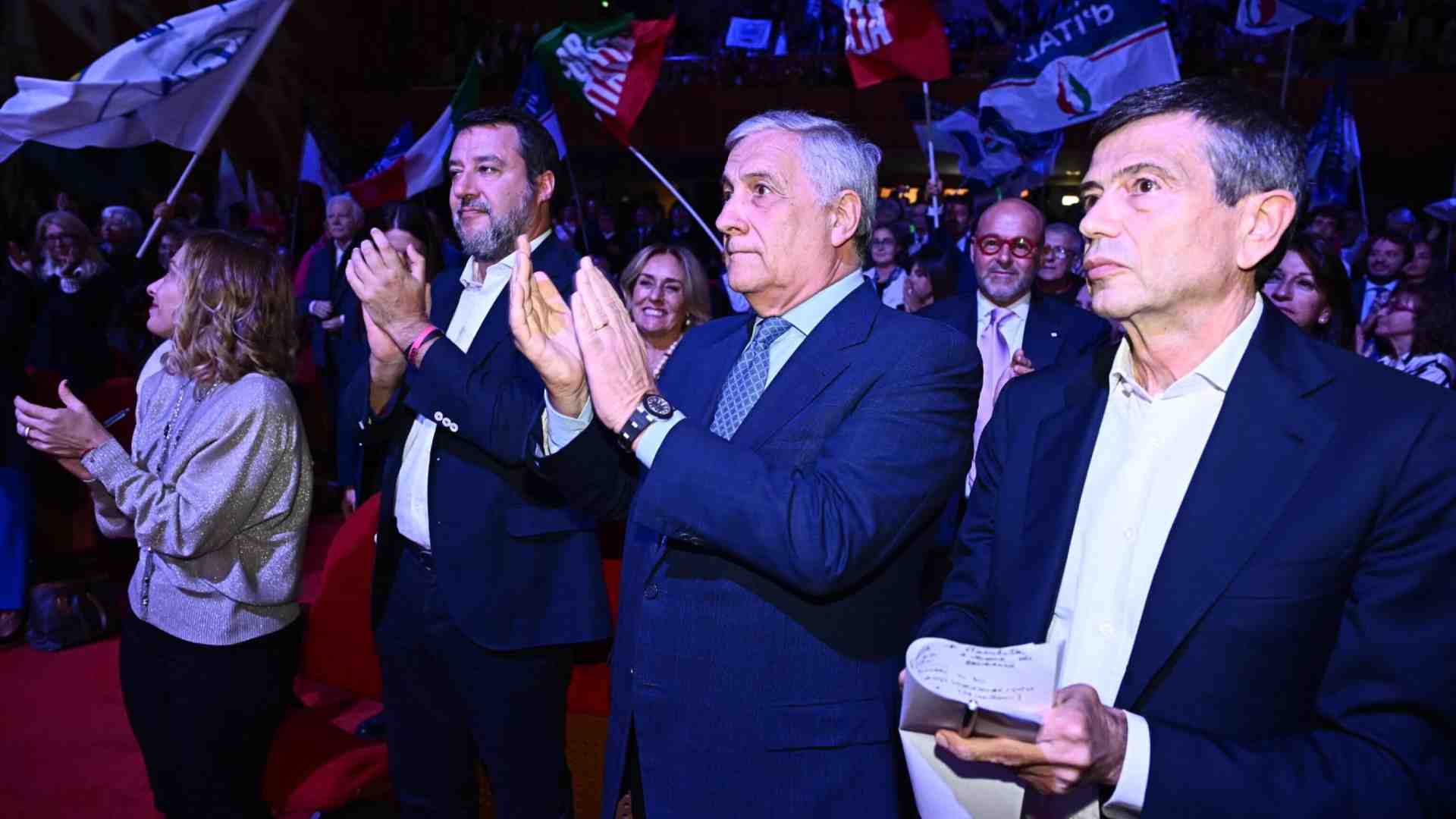 Immagine di Bonus tombe, detrazioni per chi va alle terme e stop Mes: gli emendamenti della maggioranza alla manovra