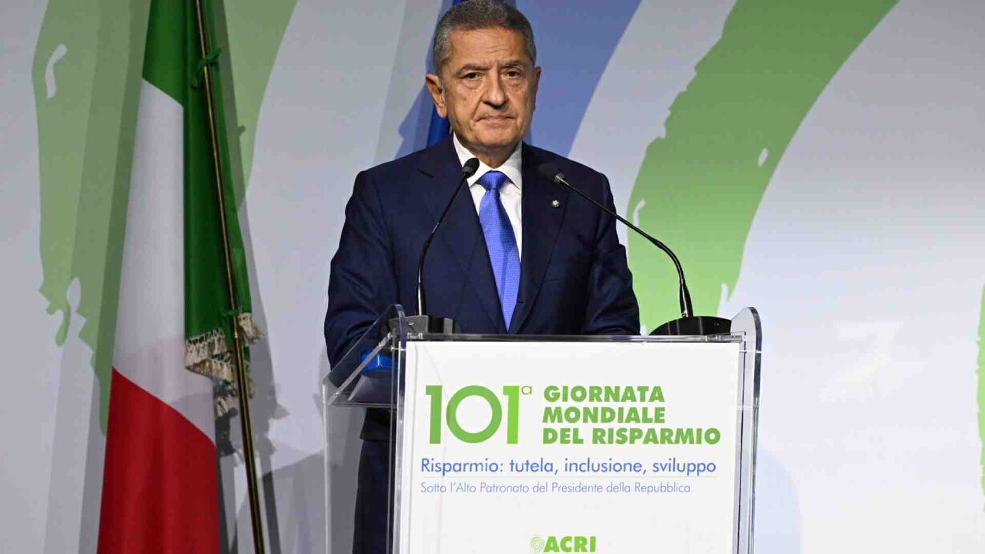 Immagine di Perché l’industria del risparmio gestito ha un guaio di nome Azimut