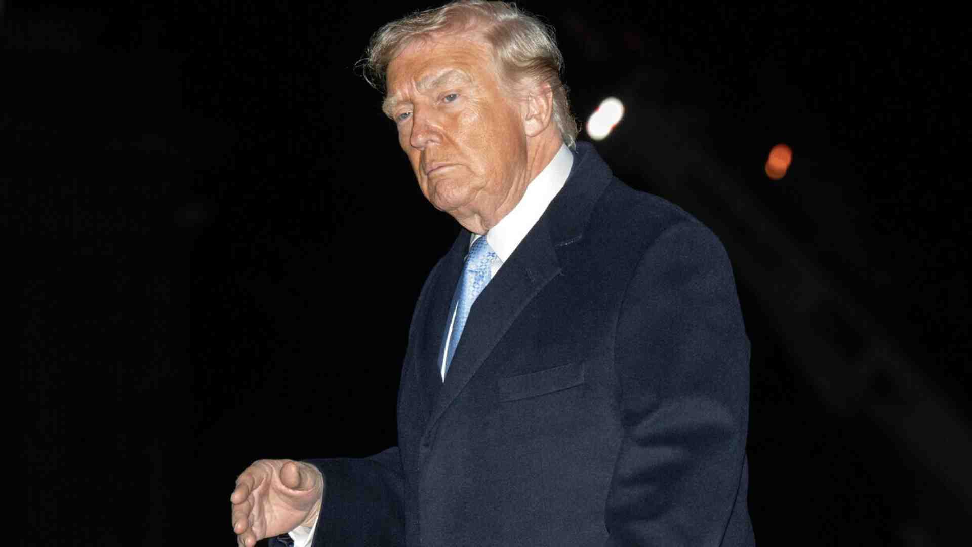 Immagine di Trump cambia idea sul caso Epstein per paura di perdere voti al Congresso