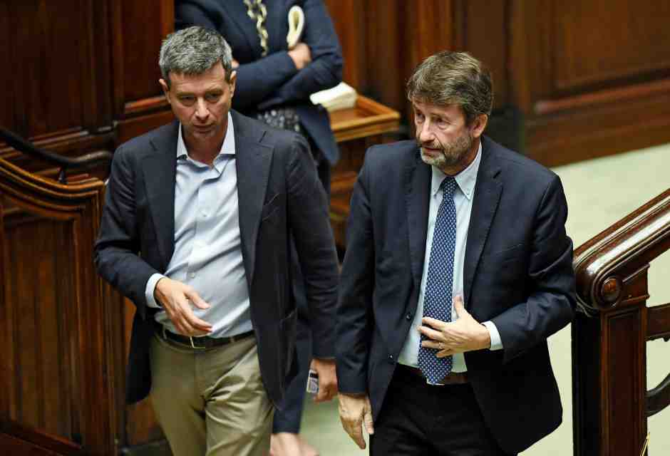 Schlein & co trasformano Montepulciano in una saga nannimorettiana