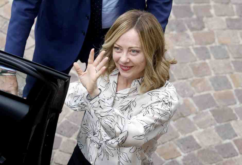 Garofani non ha mai detto che serve un "provvidenziale scossone" per fermare Meloni