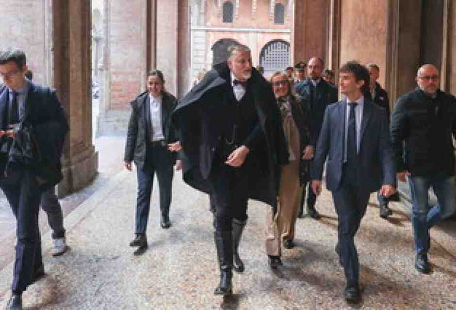 Si dimette il portavoce di Giuli: comunicati a favore di Cirielli sul sito del ministero
