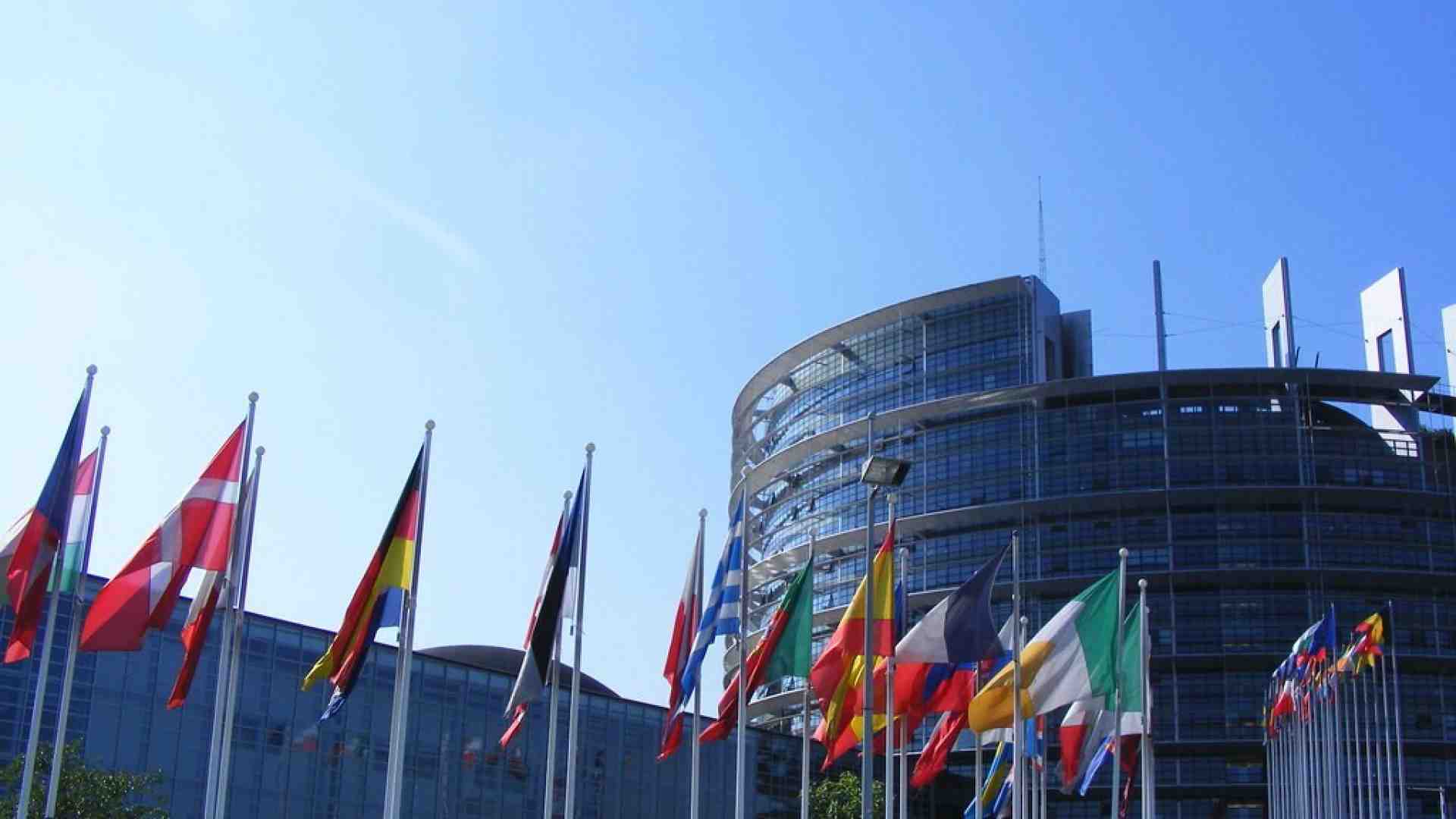 Immagine di L’asse gialloverde si ricompone a Strasburgo sulla cessione dei territori ucraini alla Russia