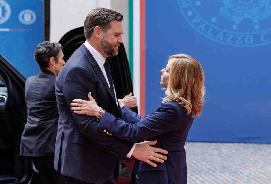 Ad Atreju si cerca di portare JD Vance, il vicepresidente di Donald Trump