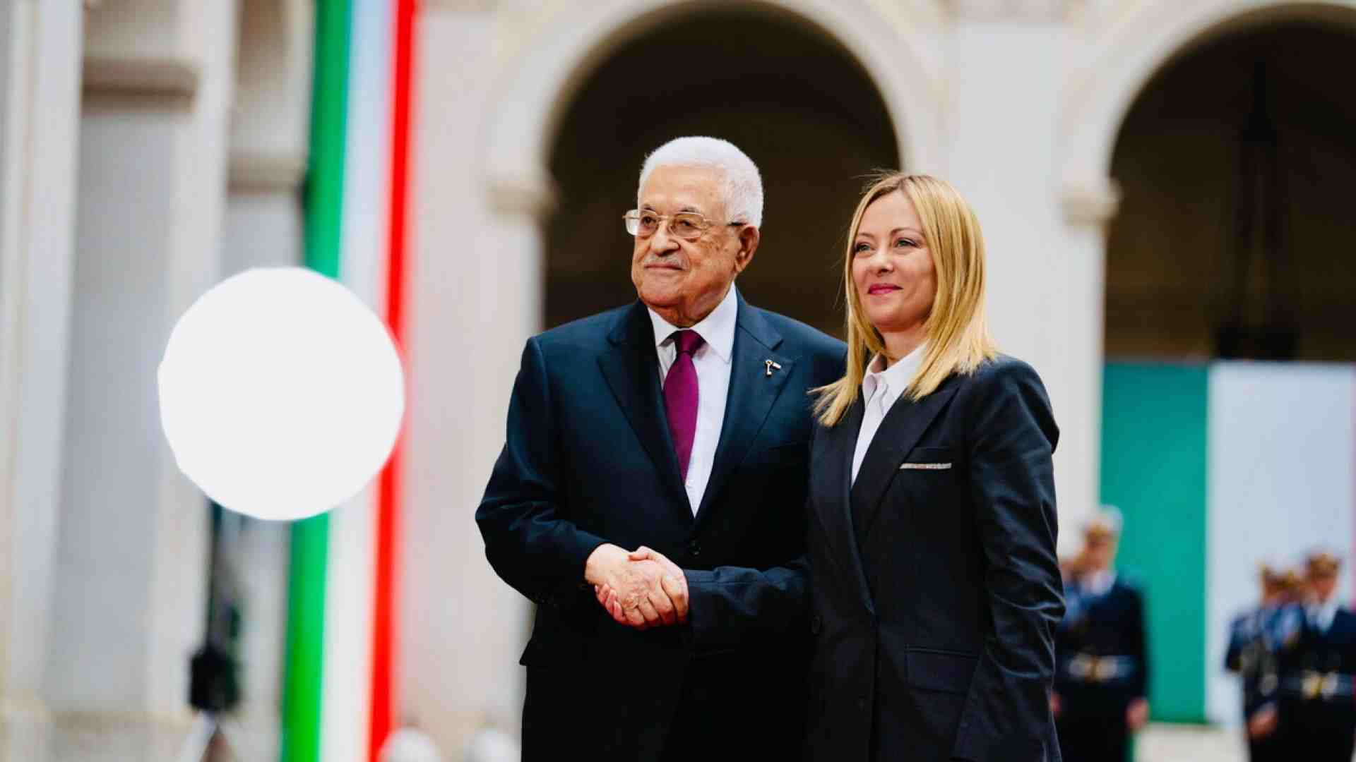 Immagine di Abu Mazen ad Atreju. La mossa di FdI che spiazza la sinistra