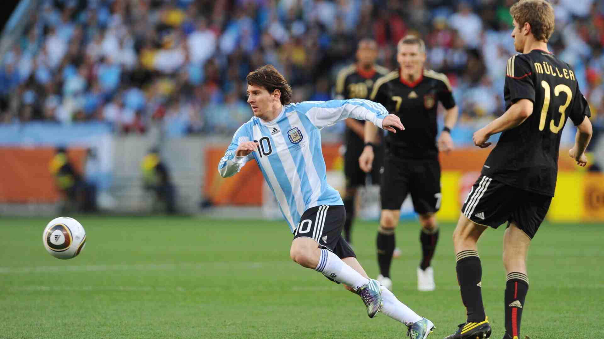 Immagine di Ancora una volta Messi contro Müller
