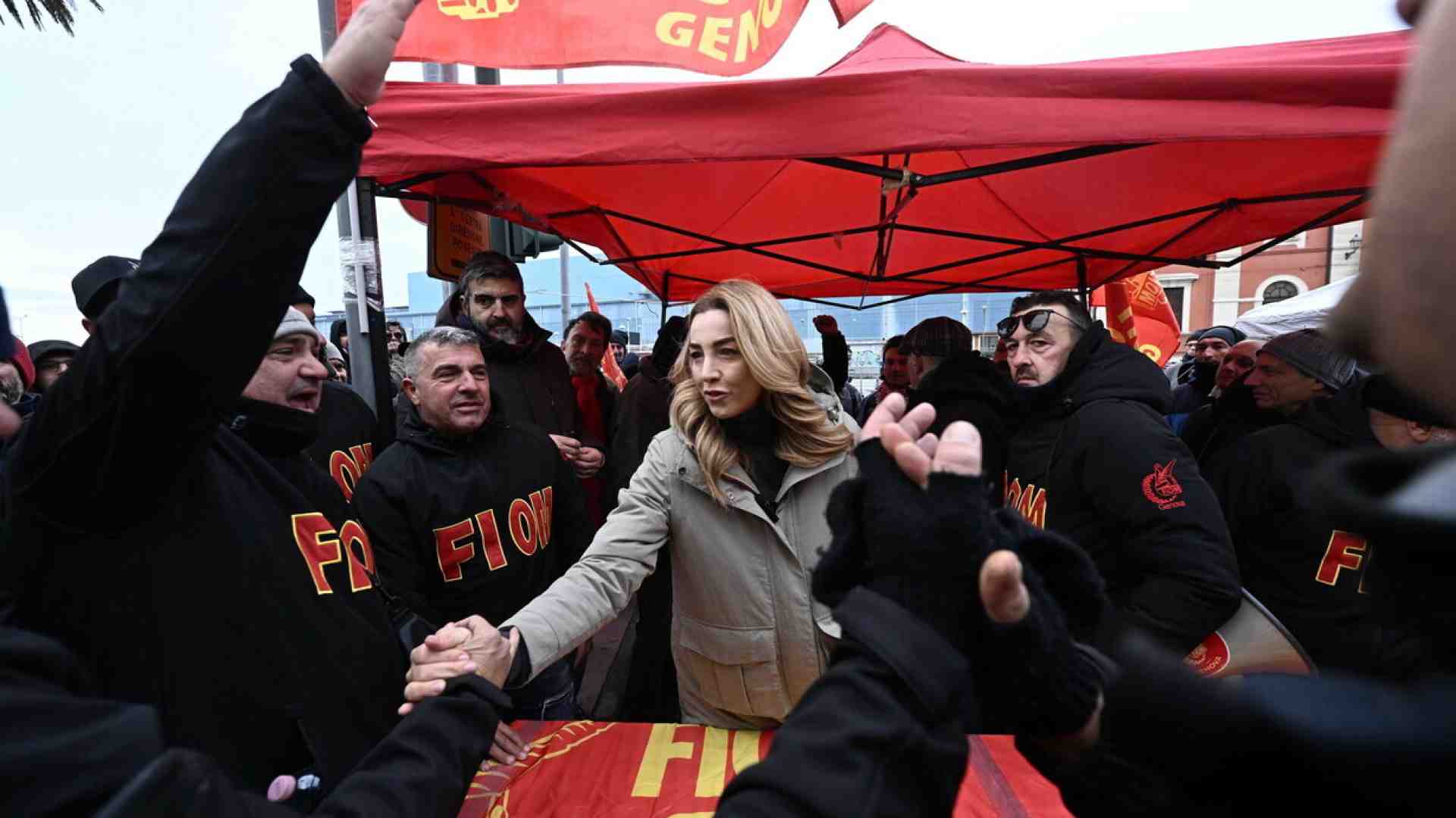Immagine di Silvia Salis: “In prima linea per salvare l’ex Ilva di Genova. Anche senza Taranto”