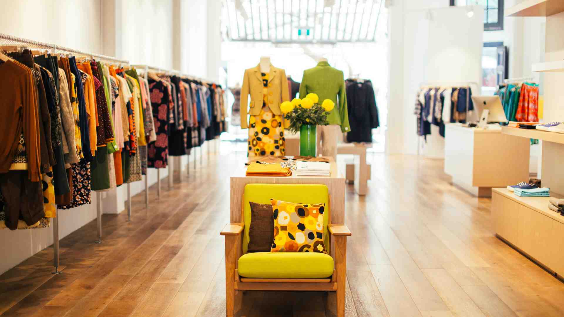 Immagine di Ragioni per osservare la presa di potere dei buyer sul lusso