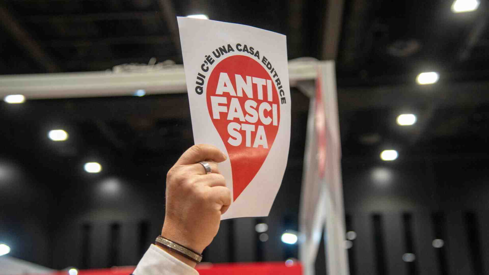Immagine di Altro che boicottaggio, per capire cos’è stato il fascismo va letto anche Evola