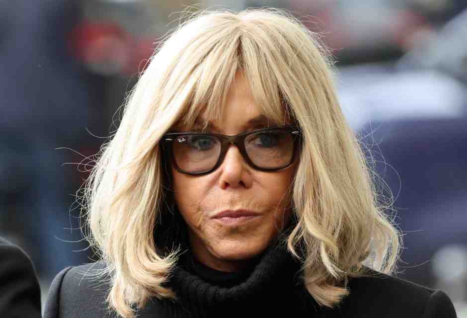 Bravo Brigitte! La première dame contro slogan e processi senza prove
